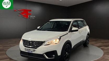 Używany Peugeot 5008 Active 131 KM (96 kW) 2019 Biały SUV