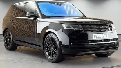 Gebraucht Land Rover Range Rover First Edition 530 PS (389 kW) 2023 Schwarz SUV