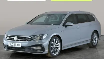 Used VW Passat R-line 150 HP (110 kW) 2023 Grey Estate