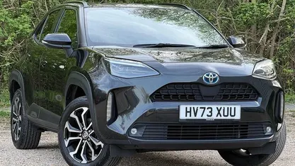 Used Toyota Yaris Hybrid Design 116 HP (85 kW) 2026 Estate