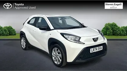 Used Toyota Aygo X PURE 72 HP (52 kW) 2025 SUV