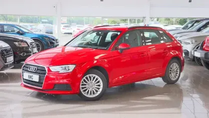 Used Audi A3 Sportback Design 110 HP (80 kW) 2016 Red Hatchback