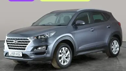 Usado Hyundai Tucson SE 132 CV (97 kW) 2019 Gris SUV