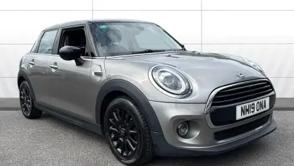 Used Mini Cooper Classic 136 HP (100 kW) 2019 Silver Hatchback