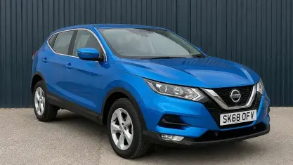 Used Nissan Qashqai Acenta 116 HP (85 kW) 2018 Blue SUV