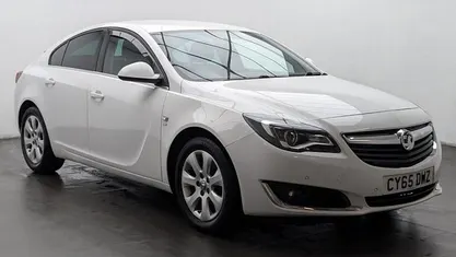 White Used 2016 Vauxhall Insignia SRi Hatchback | £5,950 (Fair price)