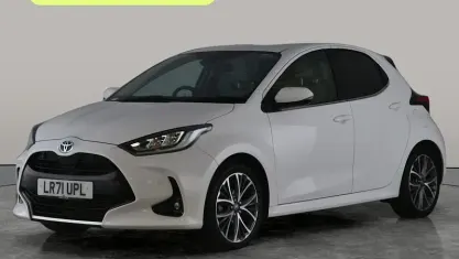 Usado Toyota Yaris Hybrid 116 HP (85 kW) 2025 Citadino
