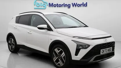White Used 2023 Hyundai Bayon Premium SUV | £14,974 (Fair price)