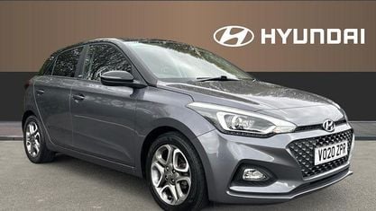 Usado Hyundai i20 84 CV (61 kW) 2020 Gris Utilitario