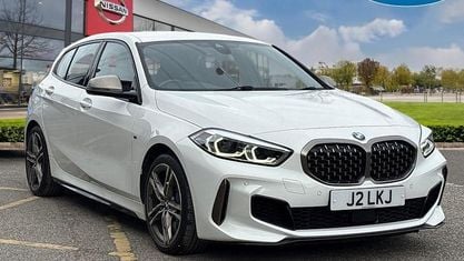 Usado BMW M135 Comfort Edition 306 CV (225 kW) 2024 Utilitario