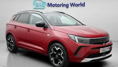 Used Vauxhall Grandland X Ultimate 131 HP (96 kW) 2023 Red SUV