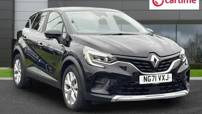Used Renault Captur Iconic 91 HP (66 kW) 2022 Black SUV