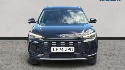Used MG ZS Trophy 196 HP (144 kW) 2024 Metallic  black pearl SUV