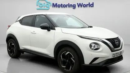 Begagnad Nissan Juke N-Connecta 114 HK (83 kW) 2022 Vit SUV