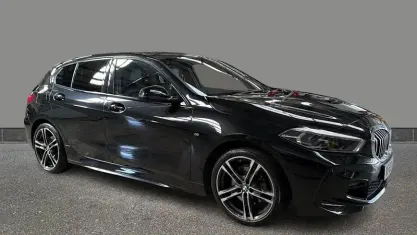 Used BMW 118 M Sport 140 HP (102 kW) 2019 Black Hatchback