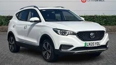 Solid arctic white Used 2020 MG ZS Exclusive Sedan | £9,848 (Fair price)