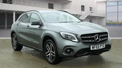 Used Mercedes GLA180 Urban 122 HP (89 kW) 2019 SUV