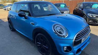 Used Mini Cooper Hatch 136 HP (100 kW) 2021 Hatchback
