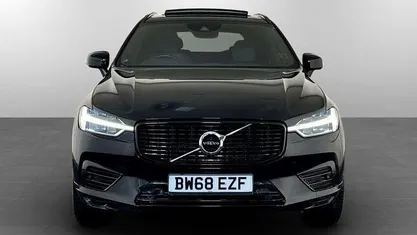 Used Volvo XC60 R-Design 390 HP (286 kW) 2020 SUV