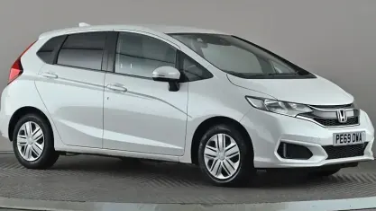 Begagnad Honda Jazz S 102 HK (75 kW) 2019 Vit Halvkombi