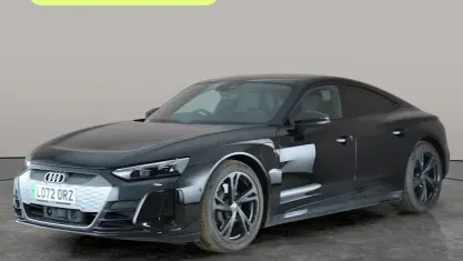 Begagnad Audi e-tron GT quattro Design 389 kW (530 HK) 2024 Sedan