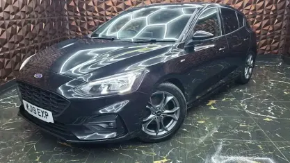 Used Ford Focus ST-Line 125 HP (91 kW) 2019 Black Hatchback