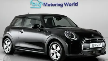 Used Mini Cooper Classic 136 HP (100 kW) 2021 Black Hatchback