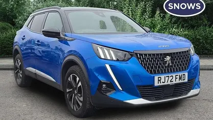 Used Peugeot 2008 GT 131 HP (96 kW) 2022 Vertigo blue SUV