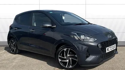 Used Hyundai i10 Premium 67 HP (49 kW) 2023 Hatchback