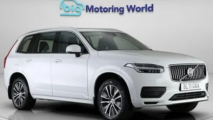 Used Volvo XC90 Momentum 235 HP (172 kW) 2021 SUV