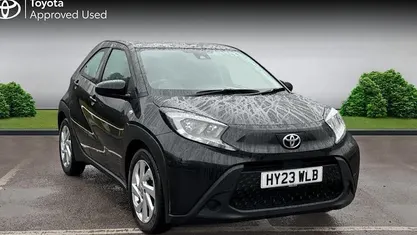 Used Toyota Aygo X PURE 72 HP (52 kW) 2025 SUV
