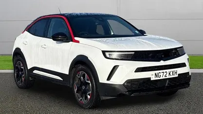 Used Vauxhall Mokka GS Line 101 HP (74 kW) 2022 White SUV