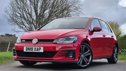 Used VW Golf VII GTI 230 HP (169 kW) 2018 Red Hatchback