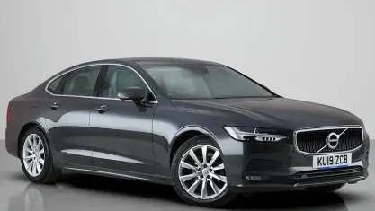 Used Volvo S90 Momentum 190 HP (139 kW) 2019 Grey Sedan