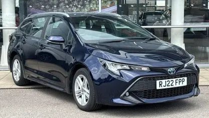 Used Toyota Corolla 122 HP (89 kW) 2022 Blue Estate