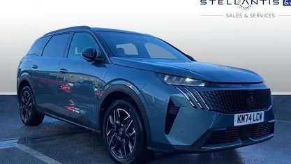 Used 2025 Peugeot 5008 GTi Estate | £28,988 (Fair price)