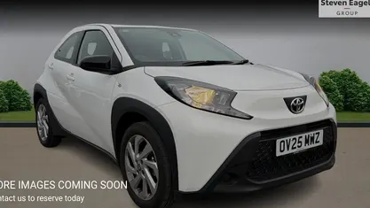 Used Toyota Aygo X PURE 72 HP (52 kW) 2025 SUV