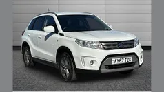 Superior white Used 2017 Suzuki Vitara SZ-T SUV | £8,395 (Fair price)