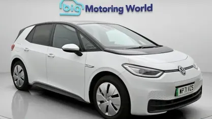 Used VW ID.3 Pro 106 kW (145 HP) 2022 White Hatchback