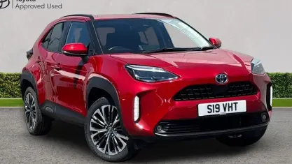 Used Toyota Yaris Cross 116 HP (85 kW) 2023 Red SUV