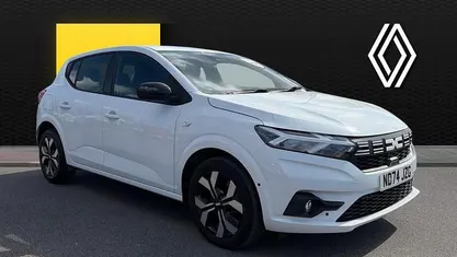 Used Dacia Sandero Journey 91 HP (66 kW) 2024 White Hatchback