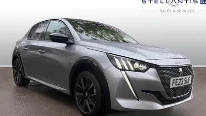 Used Peugeot 208 GT 102 HP (75 kW) 2023 Grey Hatchback
