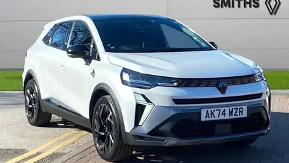 Used Renault Symbioz Iconic Esprit Alpine 143 HP (105 kW) 2024 Glacier white  SUV