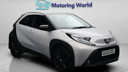 Used Toyota Aygo X Edition 72 HP (52 kW) 2025 Silver SUV