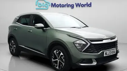 Used Kia Sportage 230 HP (169 kW) 2023 Green SUV