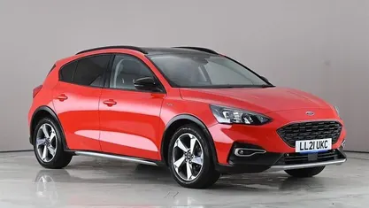Used Ford Focus Active 120 HP (88 kW) 2021 Red Hatchback