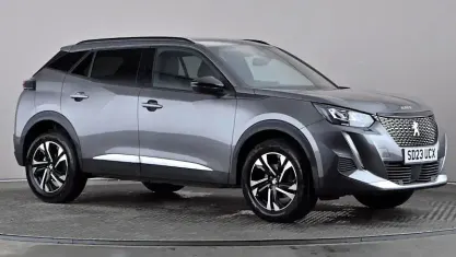 Used Peugeot 2008 Allure+ 131 HP (96 kW) 2023 Grey SUV
