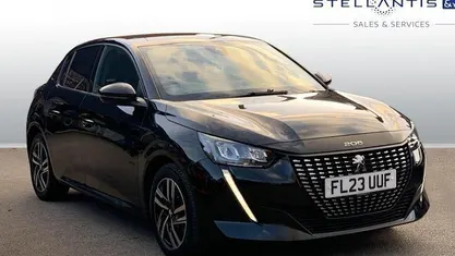 Used Peugeot 208 Allure+ 102 HP (75 kW) 2023 Hatchback