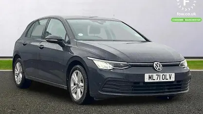 Used VW Golf VIII Life 150 HP (110 kW) 2023 Hatchback