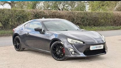 Begagnad Toyota GT86 GT 200 HK (147 kW) 2016 Sportkupé